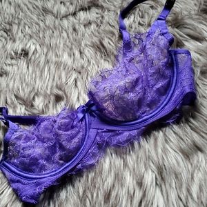 🖤Victoria's Secret purple lace unlined demi bra🖤